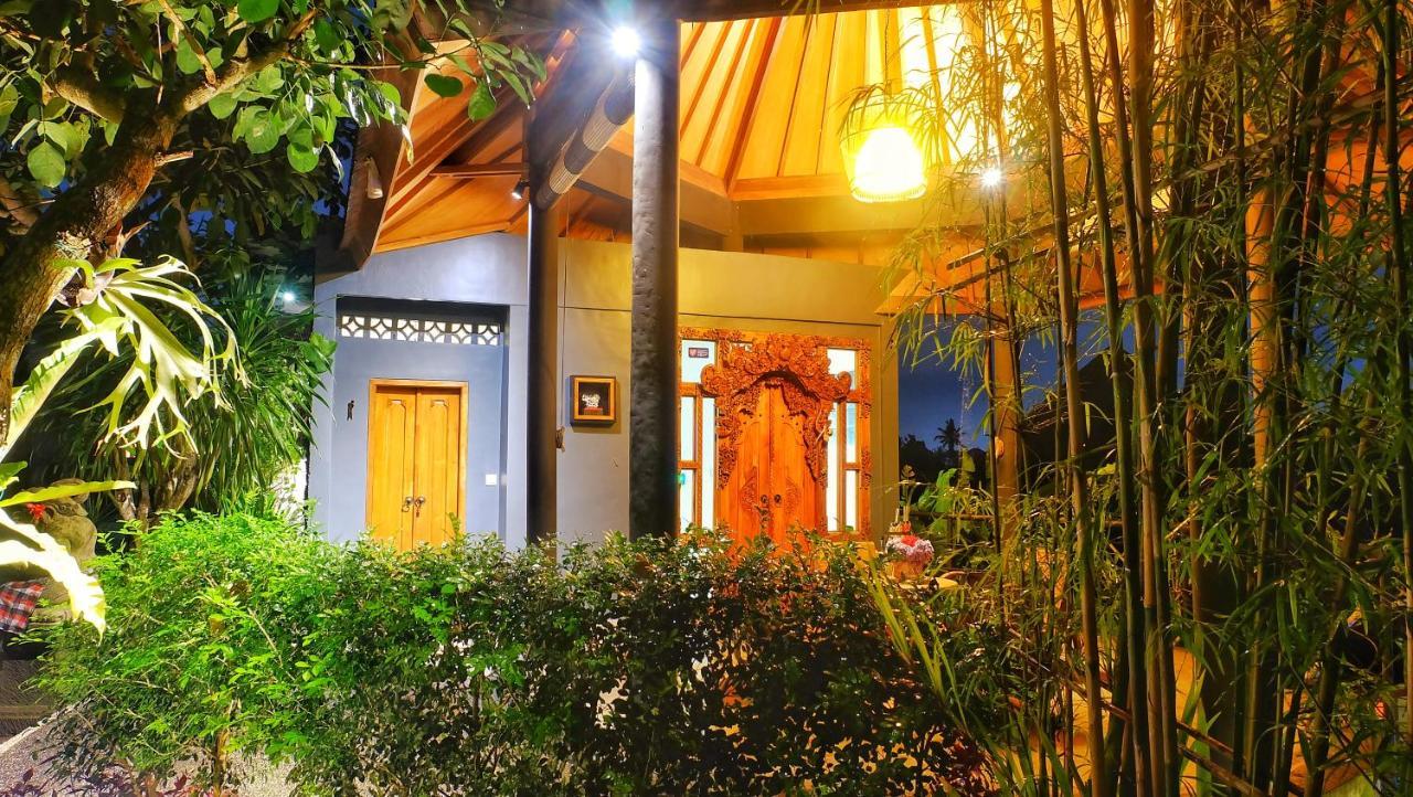 Kadewa Retreat Ubud - Adults Only Hotel Exterior photo