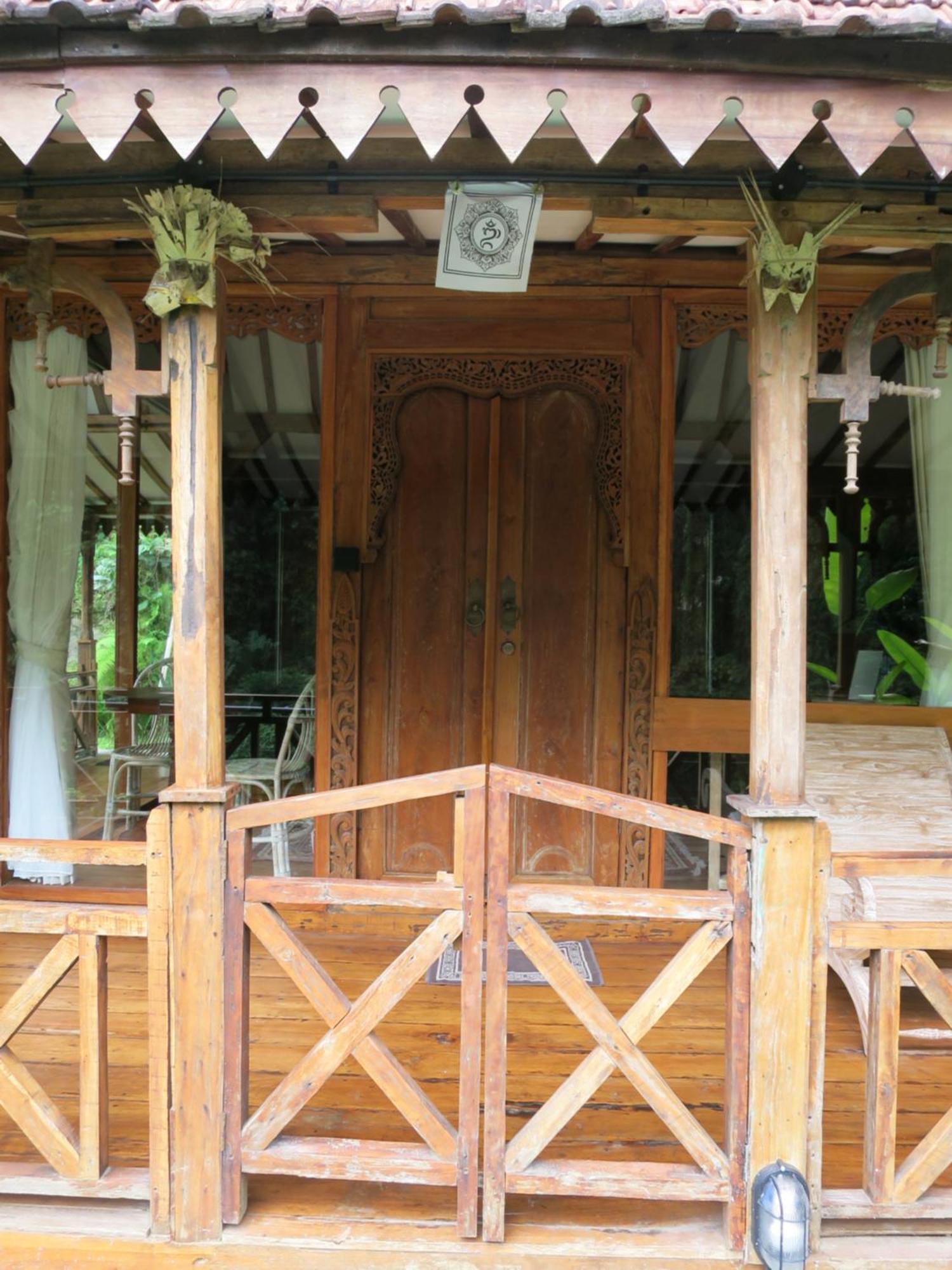 Kadewa Retreat Ubud - Adults Only Hotel Exterior photo